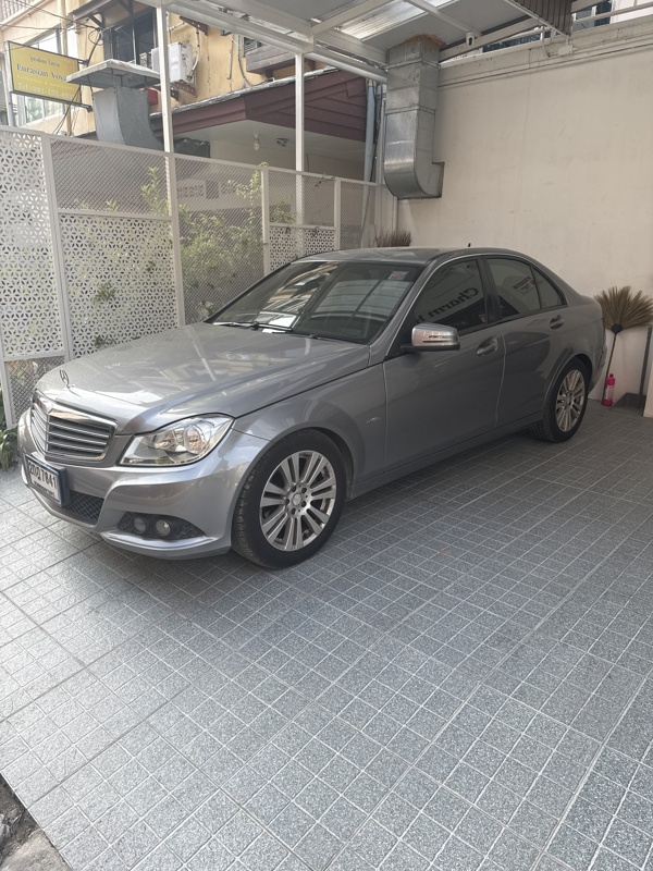 Mercedes-Benz SL, pattaya